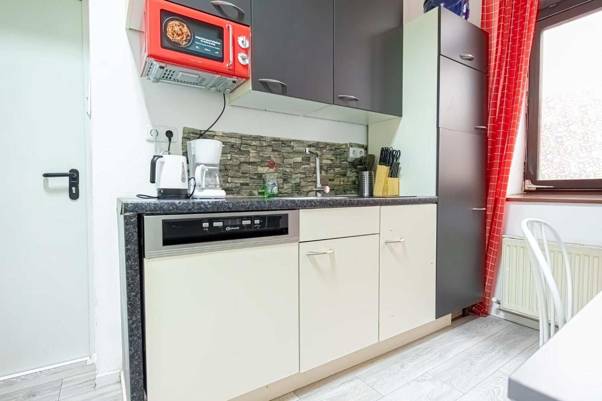 Bright 1br Apt, Prime Location & Wifi Apartment