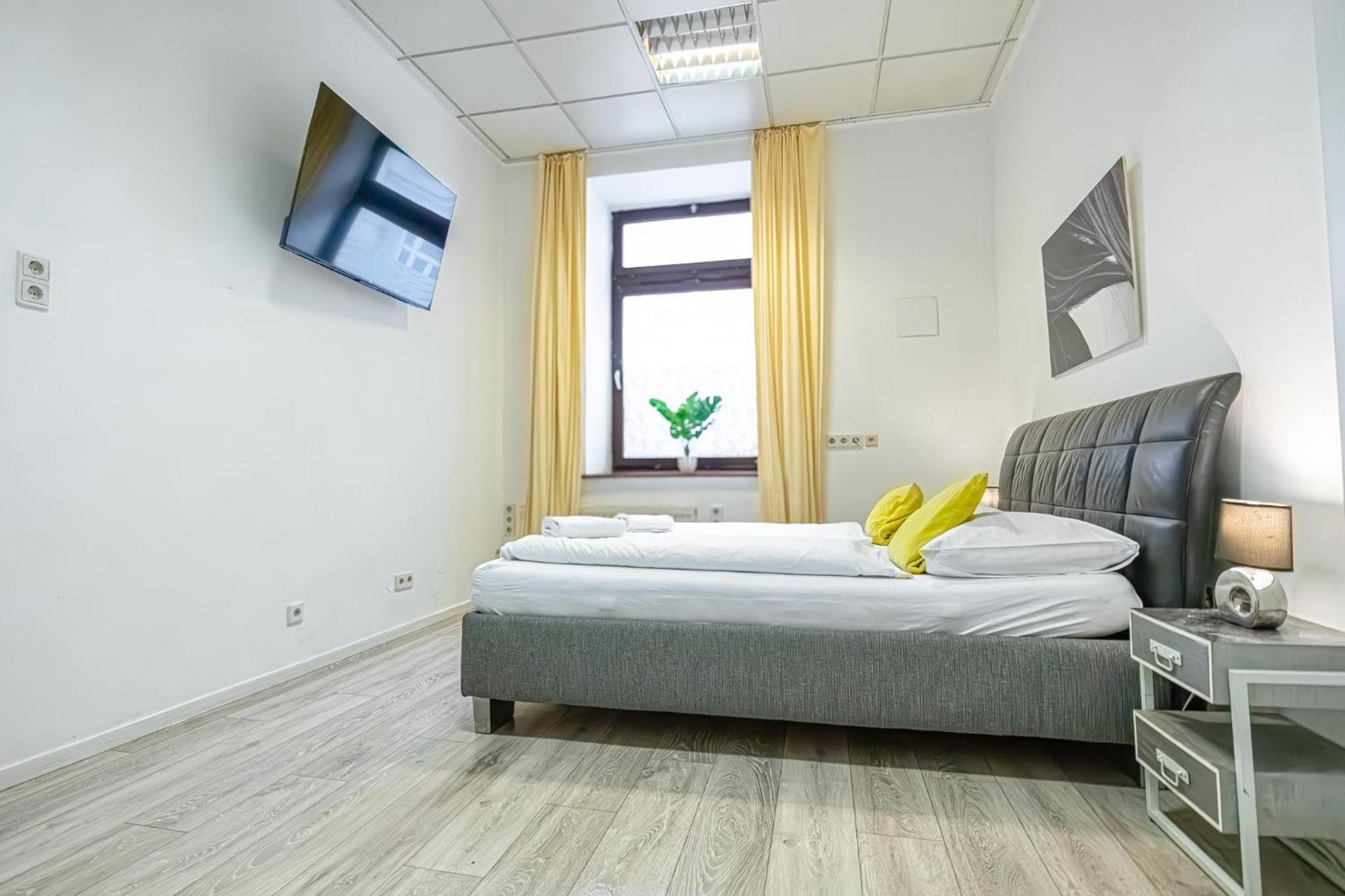 Bright 1br Apt, Prime Location & Wifi